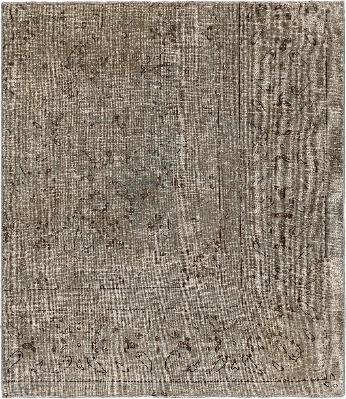 146 x 127 Vintage Royal