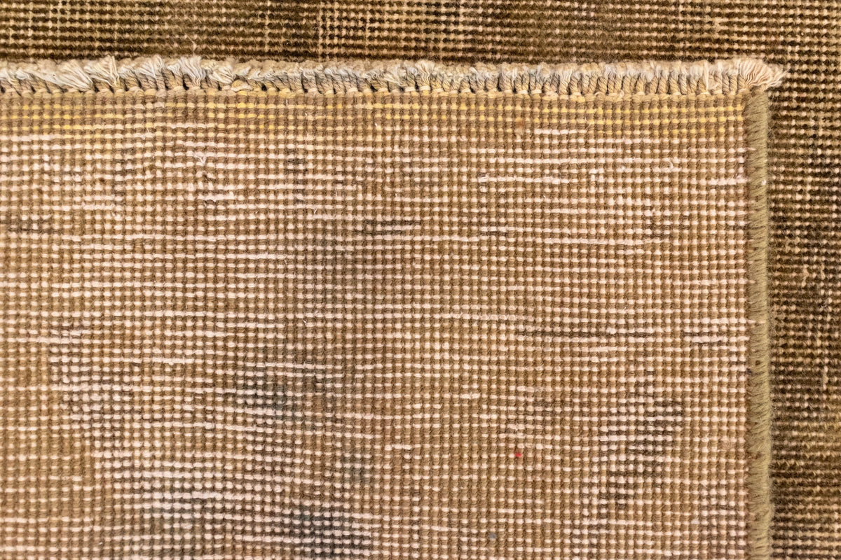 231 x 134 Vintage Royal
