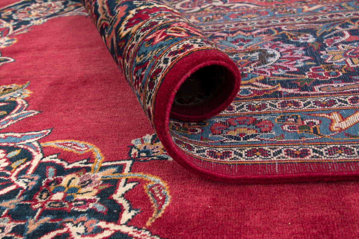 271 x 379 Kashan mit Seide