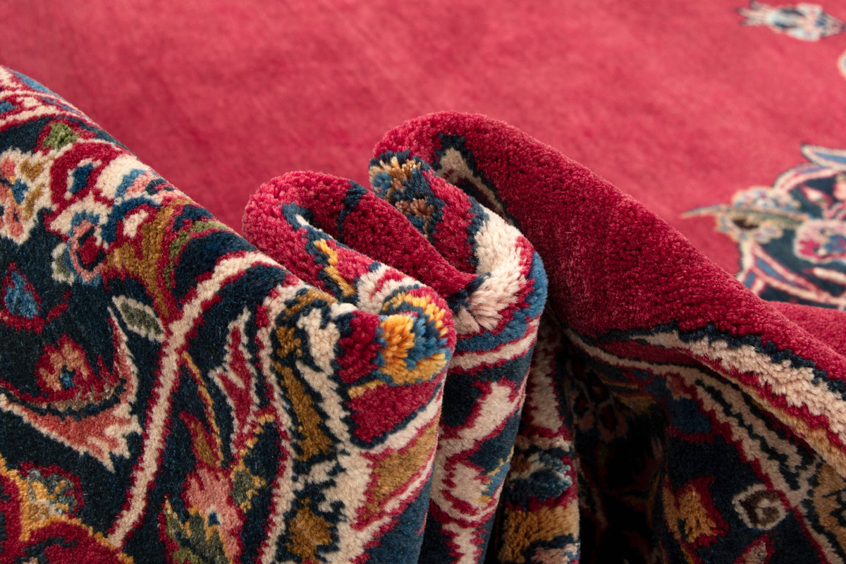 271 x 379 Kashan mit Seide