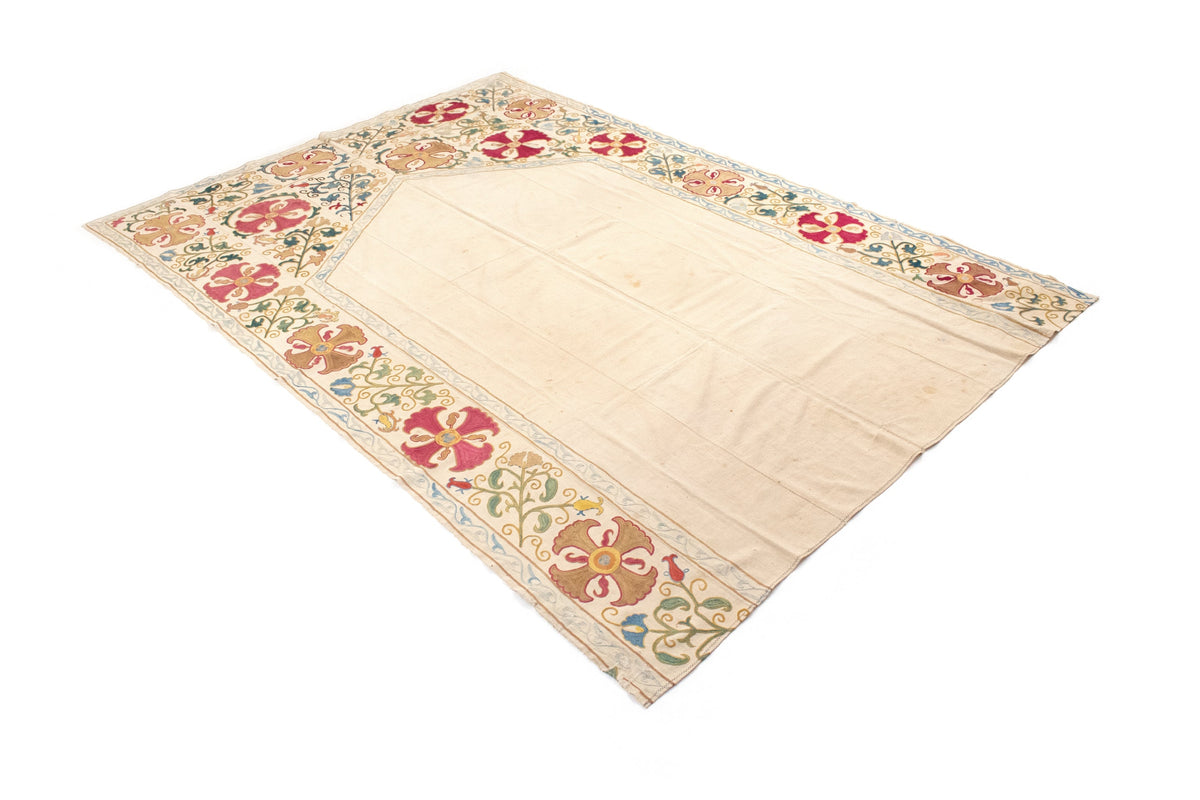 161 x 230 Suzani antik