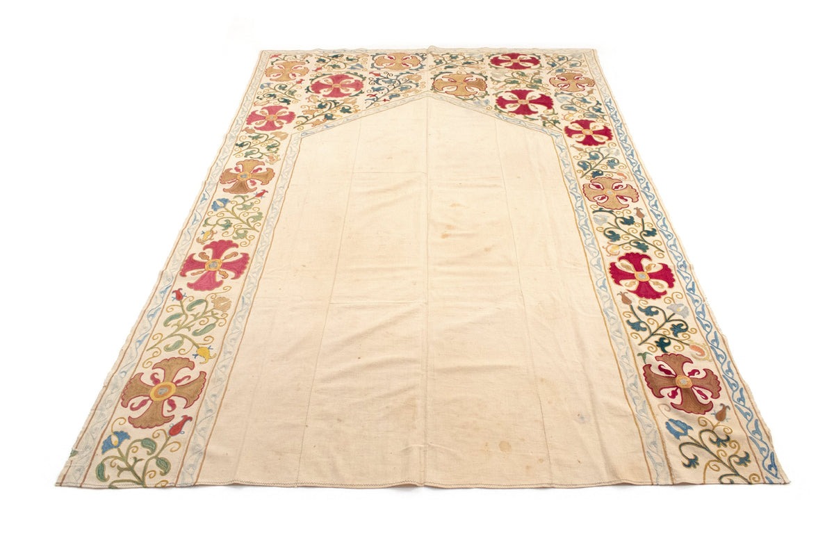 161 x 230 Suzani antik