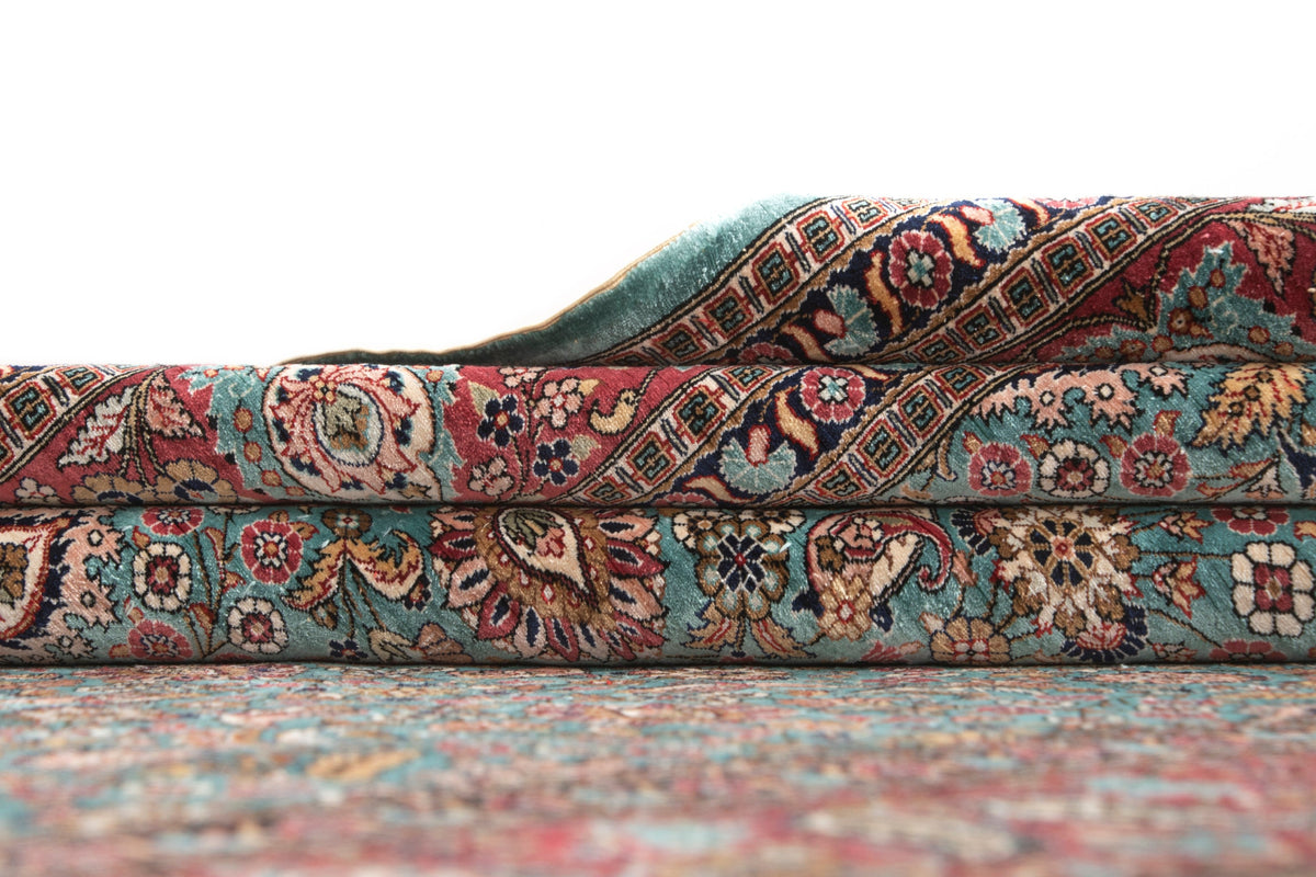 160 x 117 Hereke Seide
